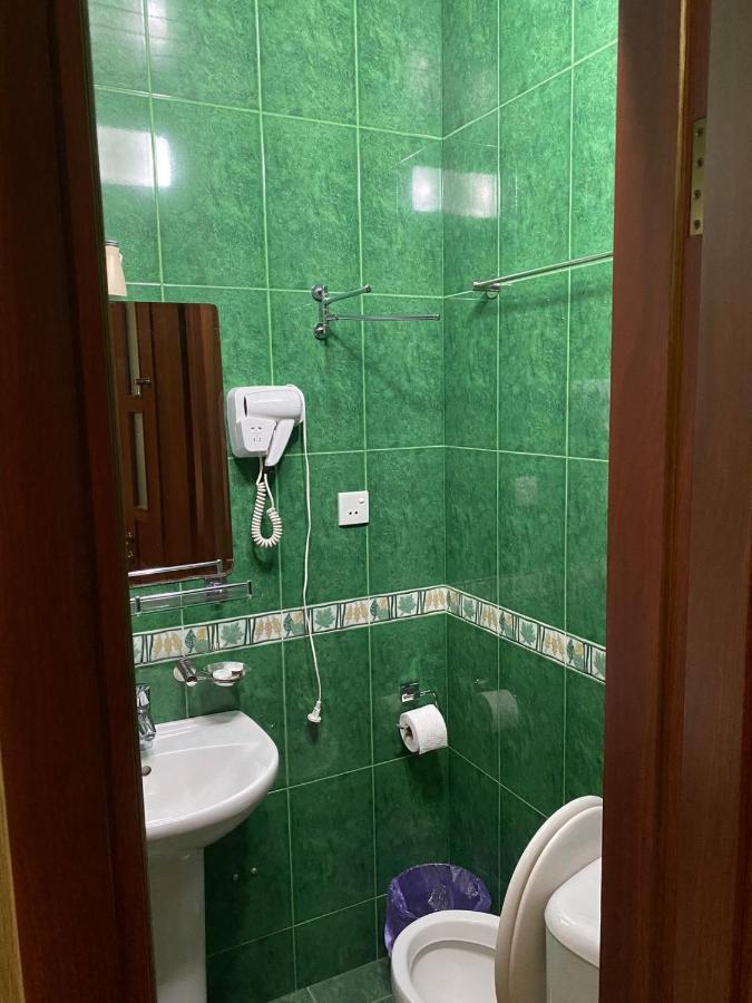 Hotel Pavo Tbilisi Bagian luar foto