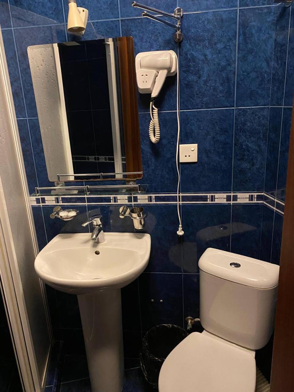 Hotel Pavo Tbilisi Bagian luar foto